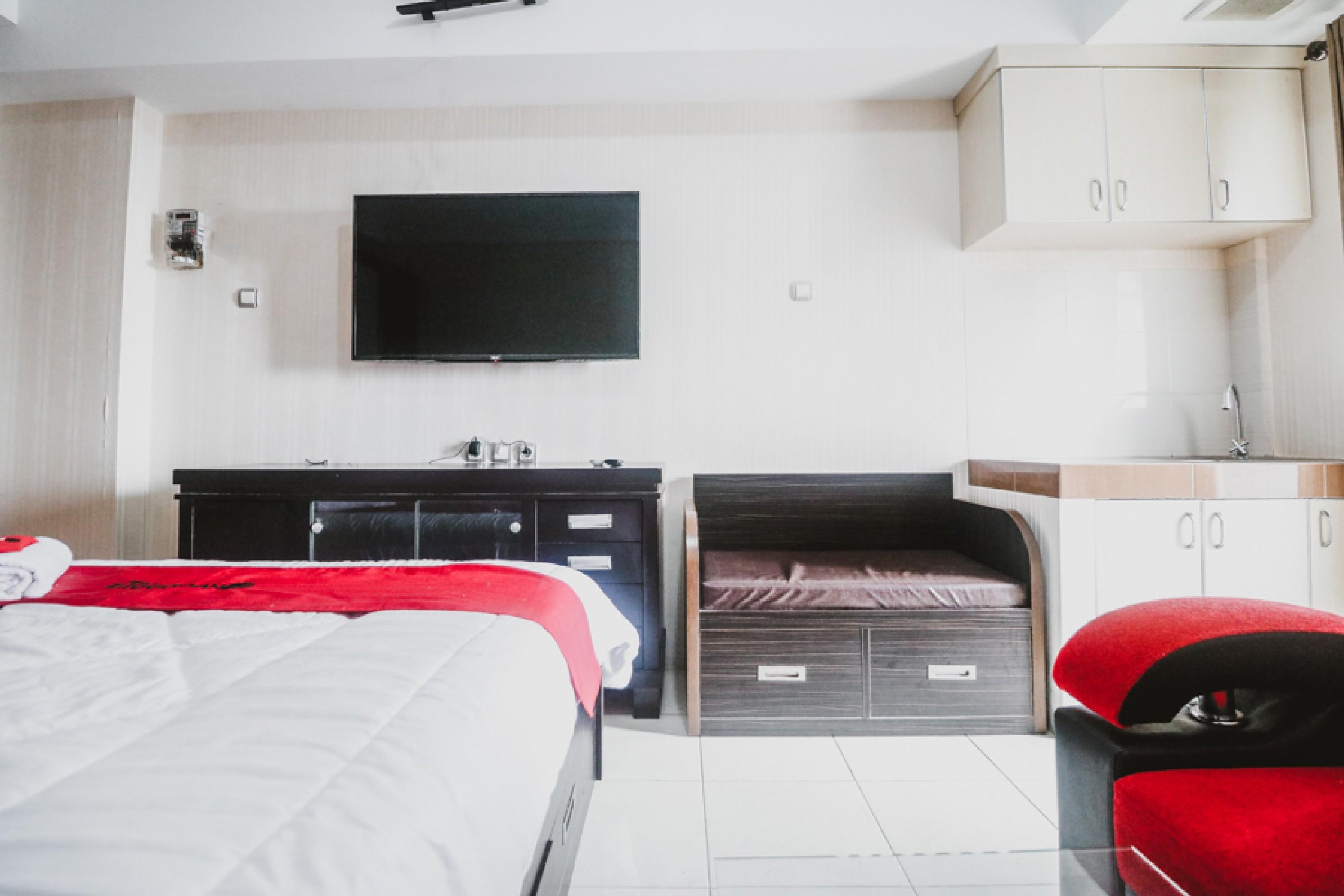 Redliving Apartemen Green Lake View Ciputat - Pelangi Rooms 2 Tower E Тангеранг Екстер'єр фото